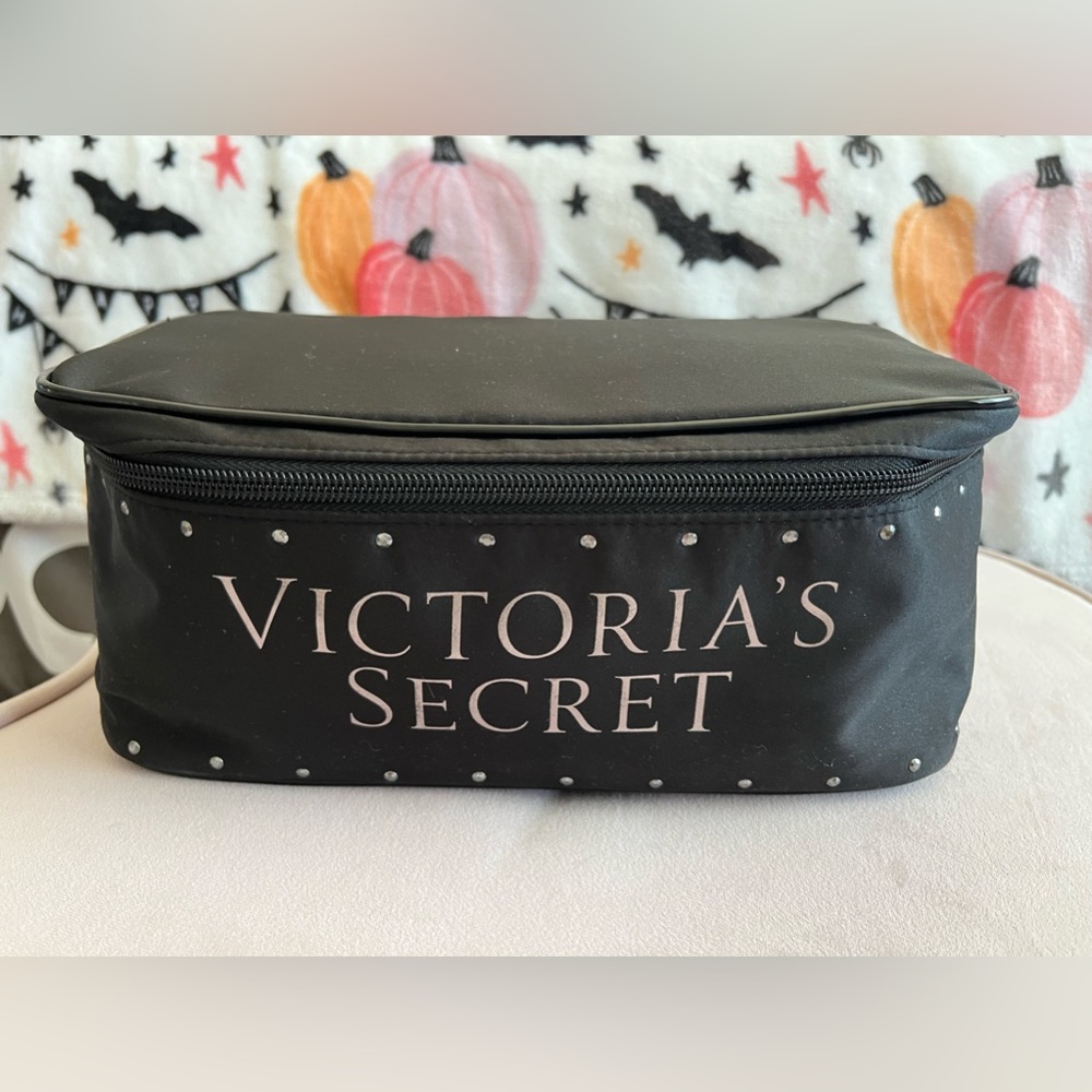 Victoria’s Secret Makeup Bag/ Toiletry Bag